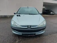 Gebraucht Peugeot 206 75 PS (55 kW) 2000 Silber Kleinwagen