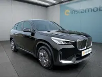 Gebraucht BMW iX1 230 kW (313 PS) 2023 Schwarz SUV