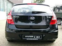 Gebraucht Hyundai i30 109 PS (80 kW) 2009 Schwarz Limousine
