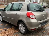 Brugt Renault Clio II Dynamique 79 HK (58 kW) 2009 Grå Sedan