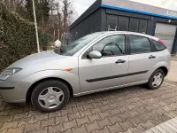 Używany Ford Focus 75 KM (55 kW) 2003 Srebrny Sedan/Limuzyna