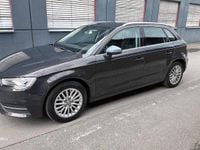 Gebraucht Audi A3 125 PS (91 kW) 2014 Andere farben Limousine