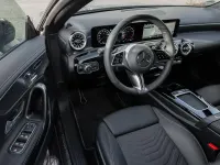 Gebraucht Mercedes CLA200 Progressive 163 PS (119 kW) 2026 Metalliclack mountaingrau Kombi