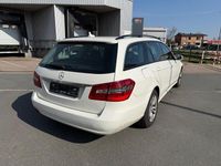 Gebraucht Mercedes E200 184 PS (135 kW) 2010 Weiß Kombi