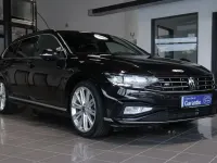 Usata VW Passat R-line 200 CV (147 kW) 2023 Nero Station wagon