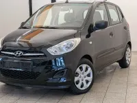 Gebraucht Hyundai i10 69 PS (50 kW) 2011 Schwarz Kleinwagen