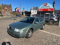 Gebraucht Skoda Octavia Classic 102 PS (75 kW) 2001 Grün Limousine