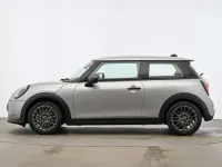 Używany Mini Cooper Classic 156 KM (114 kW) 2024 Szary Hatchback