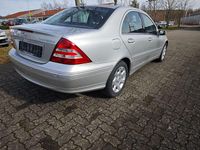 Gebraucht Mercedes C230 Elegance 192 PS (141 kW) 2005 Iridiumsilber (metallic) Limousine