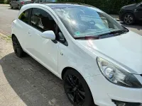 Gebraucht Opel Corsa Sport 80 PS (58 kW) 2009 Weiß Kleinwagen