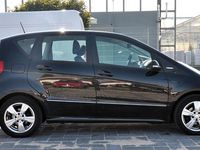 Gebraucht Mercedes A180 109 PS (80 kW) 2012 Schwarz Kleinwagen