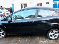 Gebraucht Ford Fiesta Titanium 82 PS (60 kW) 2011 Schwarz Kleinwagen