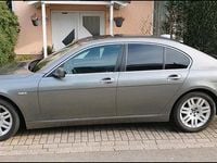 Second-hand BMW 740 306 CP (225 kW) 2006 Gri Berlinǎ
