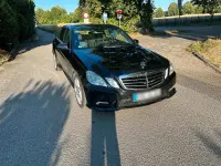 Gebraucht Mercedes E300 231 PS (169 kW) 2011 Schwarz Limousine