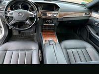 Gebraucht Mercedes E350 Avantgarde 258 PS (189 kW) 2013 Silber Kombi