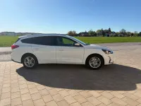 Gebraucht Ford Focus Cool & Connect 125 PS (91 kW) 2021 Weiß Kombi