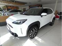 Neu Toyota Yaris Cross Plus 92 PS (67 kW) 2025 Silber (silver metallic) SUV