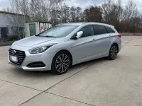Gebraucht Hyundai i40 Premium 141 PS (103 kW) 2015 Grau Kombi