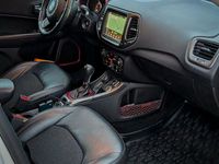 Gebraucht Jeep Compass Trailhawk 170 PS (125 kW) 2019 Weiß SUV