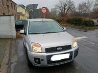 Gebraucht Ford Fusion 80 PS (58 kW) 2011 Silber Kleinwagen