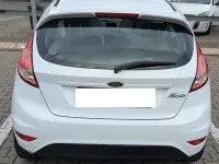 Gebraucht Ford Fiesta Titanium 60 PS (44 kW) 2015 Weiß Kleinwagen