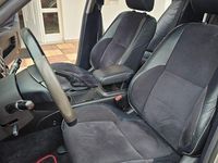 Second-hand Lexus IS200 155 CP (114 kW) 2002 Roșu Berlinǎ