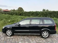 Używany Opel Astra Njoy 101 KM (74 kW) 2003 Czarny Sedan/Limuzyna