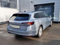 Gebraucht Skoda Superb Selection 150 PS (110 kW) 2025 Silber Kombi