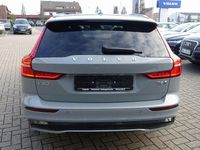 Neu Volvo V60 Plus 398 PS (292 kW) 2026 Grau Kombi