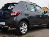 Gebraucht Dacia Sandero Prestige 90 PS (66 kW) 2016 Grau SUV