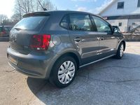 Używany VW Polo Trendline 75 KM (55 kW) 2012 Szary Hatchback