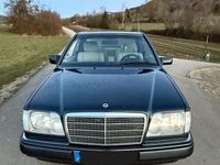 Gebraucht Mercedes 220 150 PS (110 kW) 1996 Schwarz Coupé