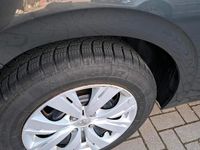 Gebraucht Peugeot 208 82 PS (60 kW) 2015 Grau Kleinwagen