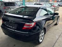 Gebraucht Mercedes C180 143 PS (105 kW) 2005 Schwarz Coupé