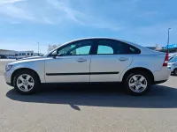 Gebraucht Volvo S40 125 PS (91 kW) 2005 Silber Limousine