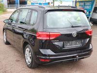 gebraucht VW Touran 1.2 Benziner 7-Sitzer PDC AHK KLIMA