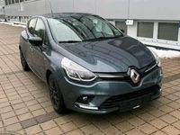 Gebraucht Renault Clio IV LIMITED 90 PS (66 kW) 2019 Grau Kleinwagen