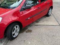 Gebraucht Renault Clio III 75 PS (55 kW) 2006 Rot Kleinwagen