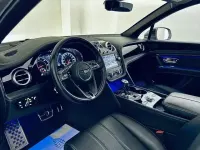 Second-hand Bentley Bentayga 435 CP (319 kW) 2017 Argintiu SUV