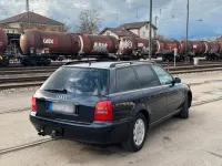 Gebraucht Audi A4 150 PS (110 kW) 1997 Blau Kombi
