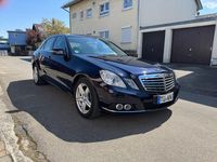 Gebraucht Mercedes E350 Elegance 272 PS (200 kW) 2011 Blau Limousine