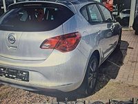 Gebraucht Opel Astra Selection 122 PS (89 kW) 2015 Silber Limousine