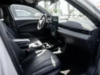 Gebraucht Ford Mustang Mach-E Standard Range 197 kW (269 PS) 2022 Weiß SUV
