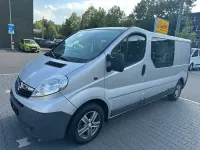 Gebraucht Opel Vivaro 90 PS (66 kW) 2014 Silber Van / Kleinbus