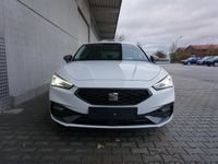 Gebraucht Seat Leon FR 150 PS (110 kW) 2024 Nevada weiß Limousine