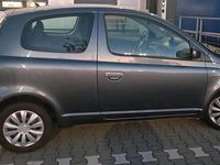 Gebraucht Toyota Yaris 87 PS (63 kW) 2005 Grau Kleinwagen