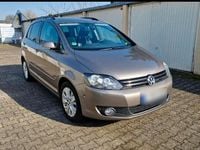 Gebraucht VW Golf VII Life 140 PS (102 kW) 2013 Gold Limousine