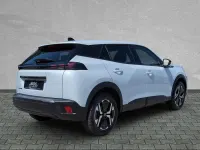 Gebraucht Peugeot e-2008 Business-Line 114 kW (156 PS) 2026 Okenit weiß met SUV