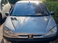 Gebraucht Peugeot 206 Style 75 PS (55 kW) 2001 Grau Limousine