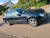 Gebraucht Mercedes E320 224 PS (164 kW) 2002 Schwarz Limousine